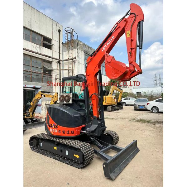 Made in Hitachi zx50U Mini Excavator EPA/CE Certified 700 Working Hours Good Conditio
