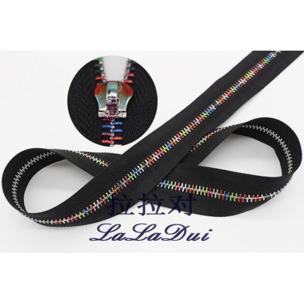 Rainbow Brass Teeth 10 Inch Long Chain Zipper 5# To 8# Length Length For Cardigans