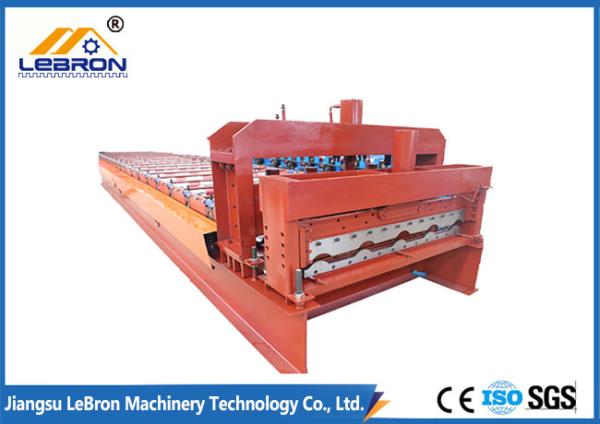 Red color Glazed Tile Roll Forming Machine , 10-15m/min Glazed Tile Making Machine