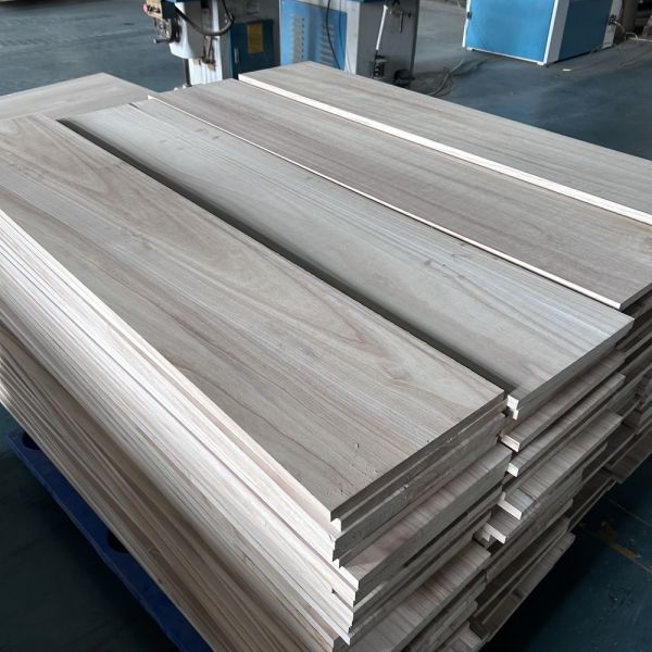 Moisture Content 8%-12% Solid Wood Board Paulownia Lumber Direct Supply for Wooden Box