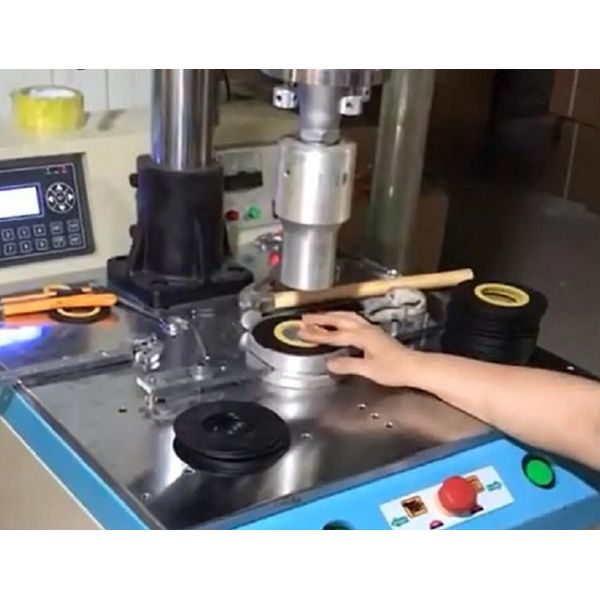 3 Pcs/Min Ultrasonic Welding Machine Oil Filter Making PLCS-1