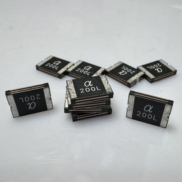 SMD 3425 表面実装デバイス PTC リセッタブルヒューズ 6V 9V 12A 15V 16V 24V 33V 36V 60V 1.5A 2A 2.6A 3A 4A 5A 6A 7A 8A 9A 10A
