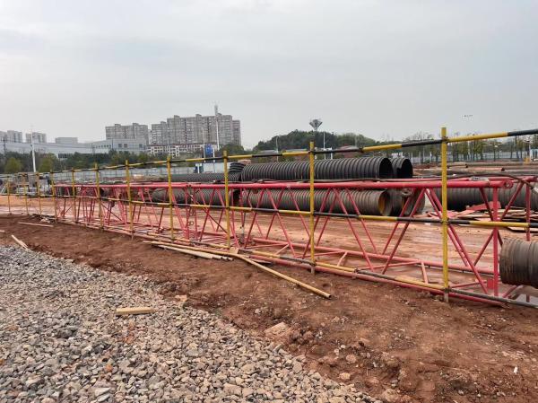 Extremely Efficient SCC600A-6 60 Ton Mobile Hydraulic Crawler Crane Heavy Lifting Equipment
