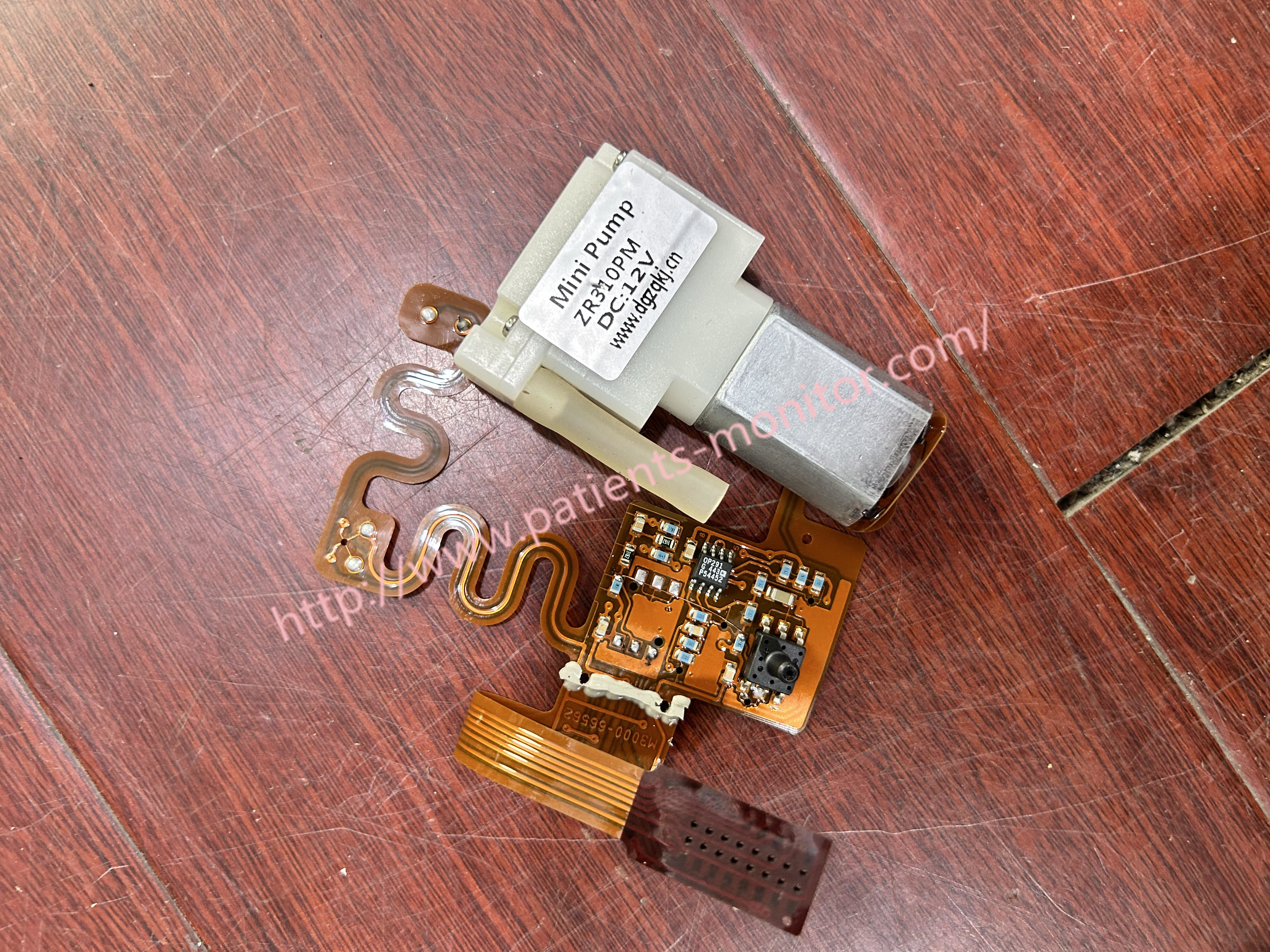 NIBP Mini Pump ZR310PM Части для мониторинга пациентов для модуля PHiliph MP Series M3001A