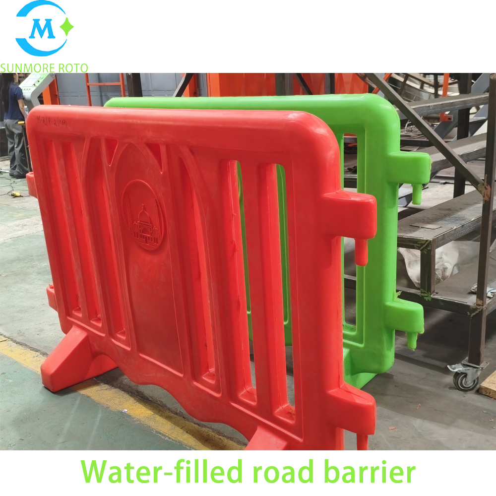 SUNMORE ROTO OEM Custom Cast Steel Water Filled Road Barrier Rotomolding Mould, Plastic Traffic Isolation Fence Mold With Rectangular Integral Lifting Frame & Full Perimeter Toggle Quick Clamps