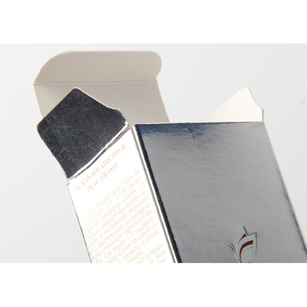 Oil Varnishing Printed Packaging Boxes 200GSM Art Paper Material For Makeup Product