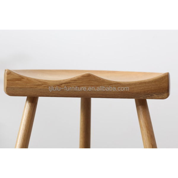 Modern High Chair Design Solid Wood Bar Stool for Pub  L-62