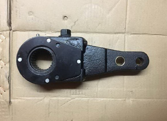 1482700460 dientes internos de la cacerola plana del ajustador de la holgura del freno trasero de las piezas de ISUZU CXZ 25 tienen entrerrosca de grasa