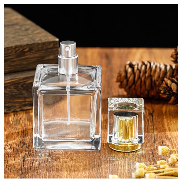 Customizable Luxury Glass Mist Spray Bottle 100ml Empty Square Perfume Bottle