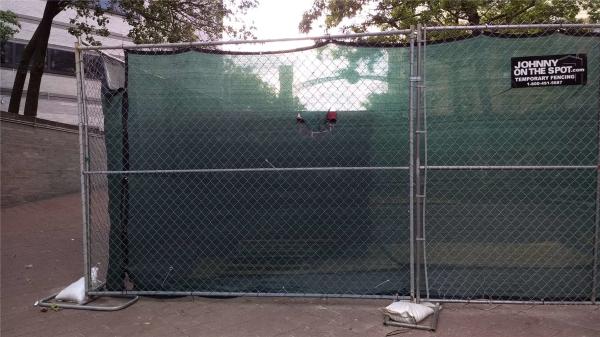 chain link temporary construction fence panels 6FT X 10F Mesh 2 3/8  x 2 3/8 ( 60mm x 60mm ) x 12 gauge wire
