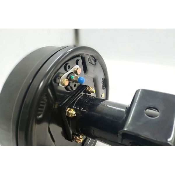 Directamente de DAYANG's en 220 Tambor de aceite del eje trasero del freno para piezas de repuesto de triciclo