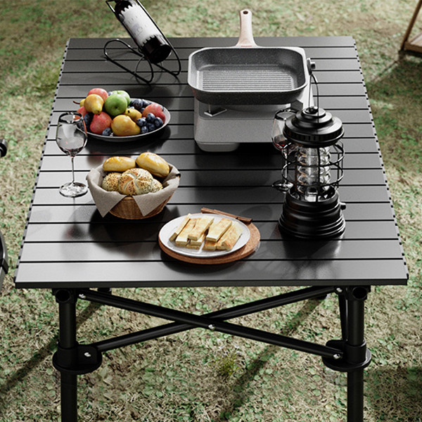 Внешний стол из углеродистой стали Малый алюминиевый стол для кемпинга Черный компактный стол для кемпинга из алюминия