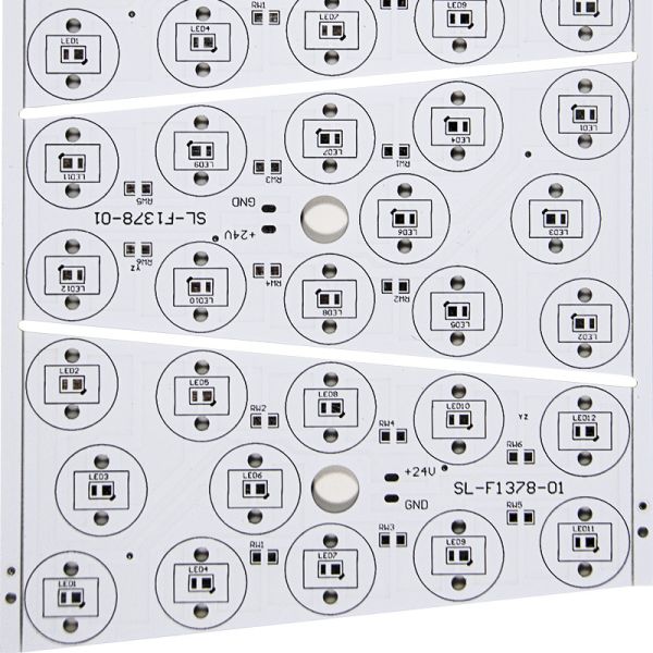 Медный низкий уровень ядра распадает одиночное, который встали на сторону PCBs для освещения СИД белого