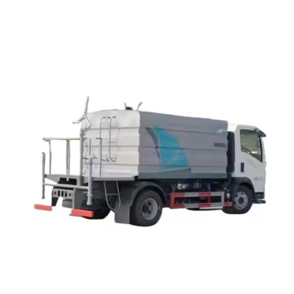 HOWO 4x2 3CBM 3000 Liter Water Tank Truck Dust Suppression Water Sprinkler Truck 6 Wheel Water Spray Truck