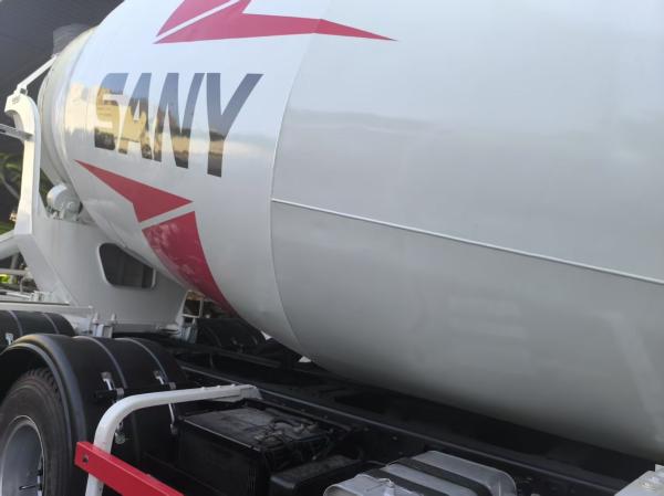 Sany 12cbm Second Hand Concrete Mixer Trucks Euro V Emission Strong Load