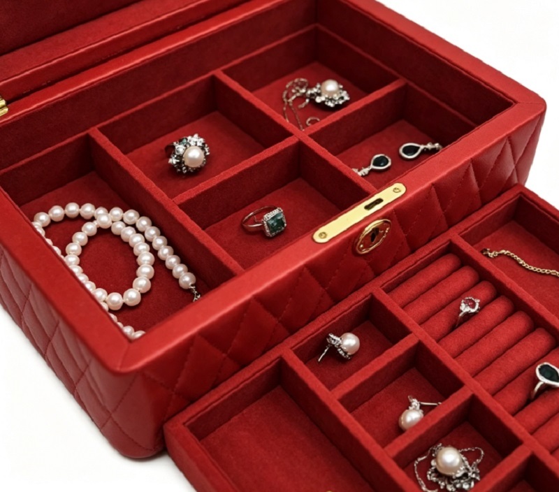 Luxury Red Quilted Leather Jewelry Box with Lockable Design and Velvet Lining Organizer