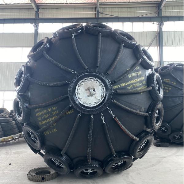 CCS/BV/LR/DNV Certified Pneumatic Rubber Fender – Black, Shock-Absorbing for STS & Standard Use