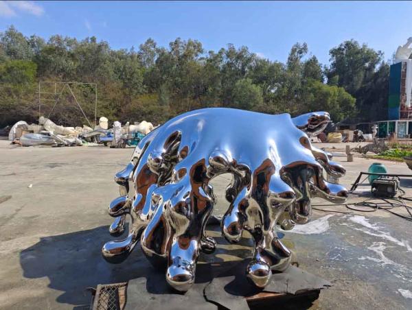 Public Art Stainless Steel Sculpture , Outdoor Metal Garden Statues Sculptures