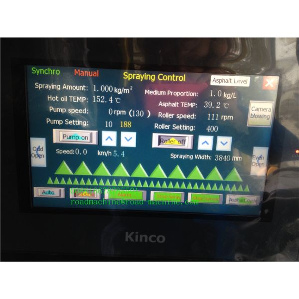 Synchronous Fiber Chip Sealer Road Construction Equipment Howo 10/8/12M3