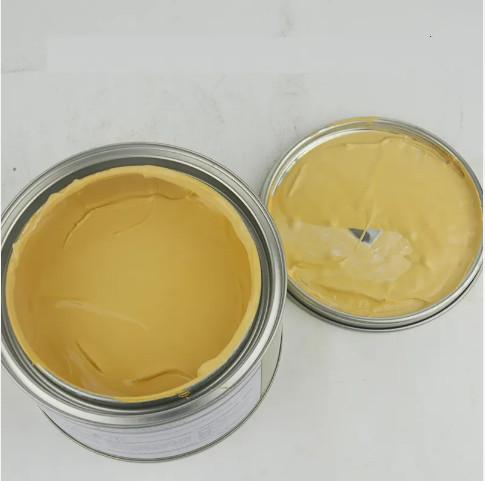 Yellow Polyester Putty Filler , High Adhesion Auto Body Filler BPO And Hardener