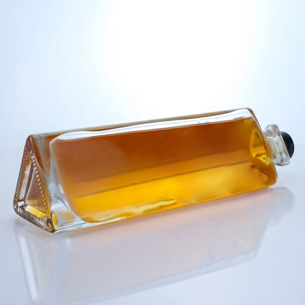 Collar Material Glass Empty 750ml Glass Wine Bottle with Cork Top Finish