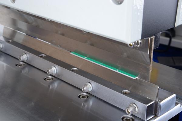 Professional pneumatic Pcb Separator Machine For Any Length Boards