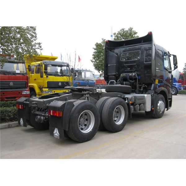 SINOTRUK HOWO A7 Tractor Head , Heavy Duty 420 HP Prime Mover 6x4 Tractor Head