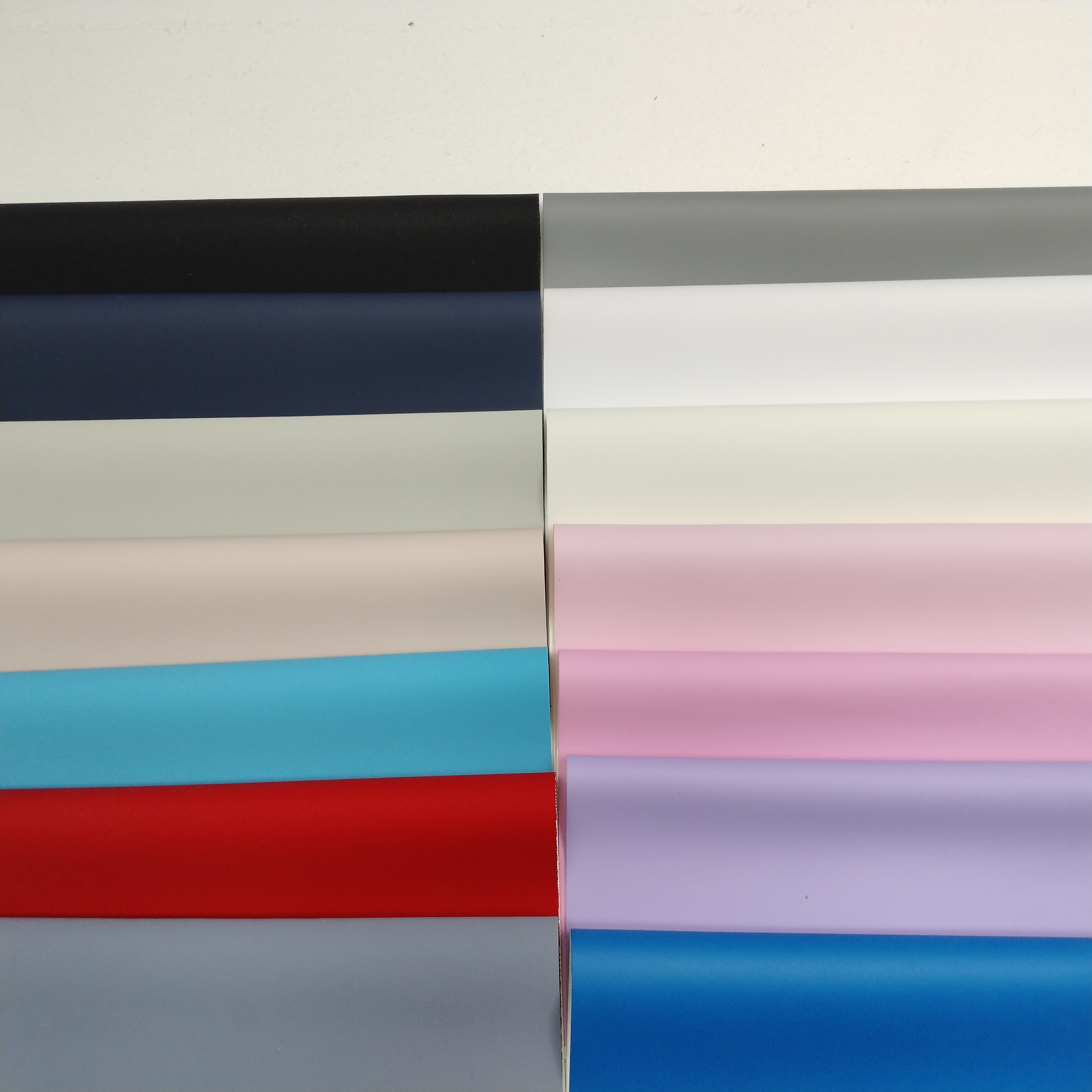 High Quality Leather Wholesale Leather Matte Finish Leather Customized Colors and Size