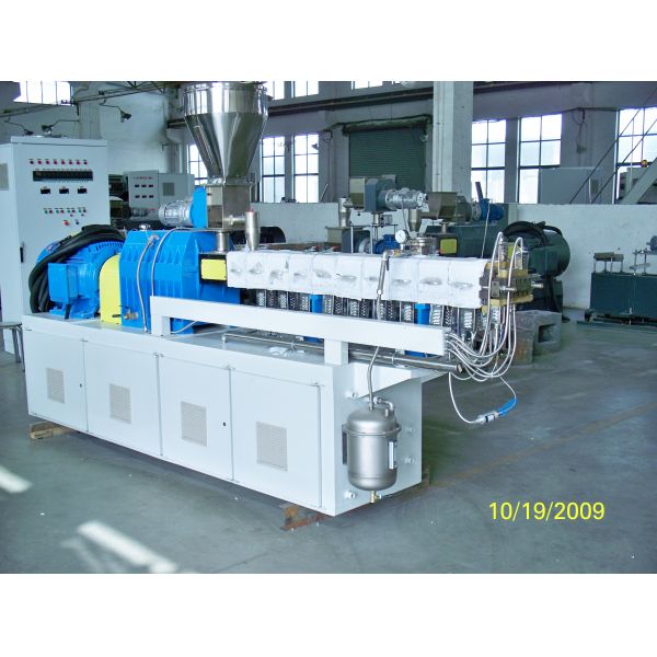35mm Normal Torque Twin Screw Extruder / Masterbatch Production Line 20-50kg/hr