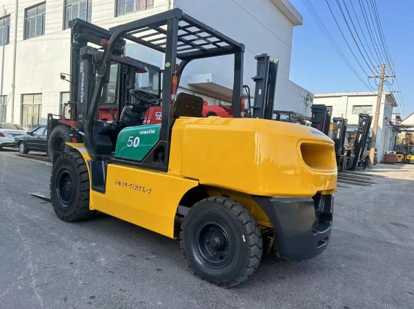 Secondhand Komatsu 50 Forklift 5 Tons 3 Meters Diesel Lifting Machine For Lifting
