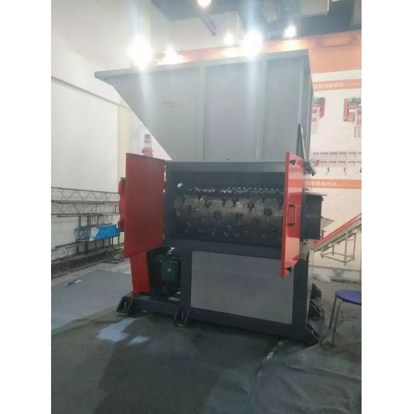 Напряжения тока 380V/50Hz шредера вала трудного ножа камера Макс 1500*770mm двой