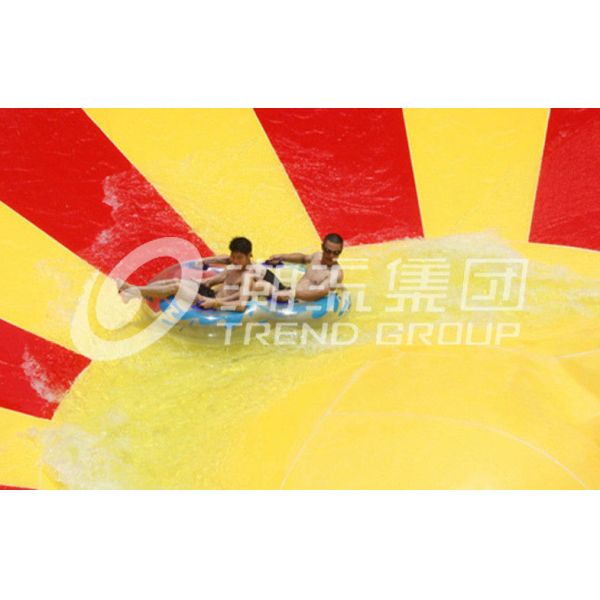 На открытом воздухе игры водных горок стеклоткани для одного человека в время, взрослого используемого в гигантском аквапарк