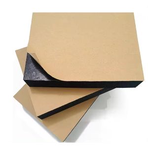 Сохранение тепла Нитрильная пена Хорошая стойкость к разрыву Самоклеящаяся резина NBR