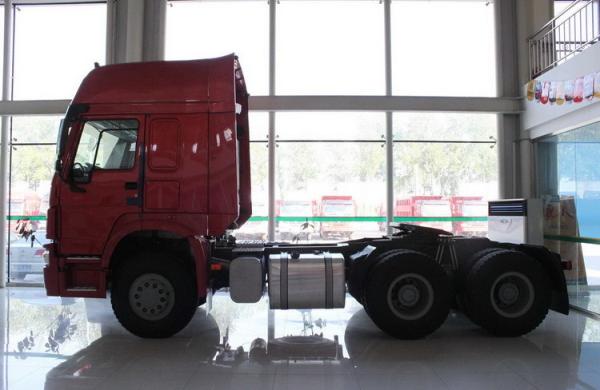 HF7+ST16 Axle SINOTRUK 2 Sleepers 371hp Euro 2 Semi Trailer Truck