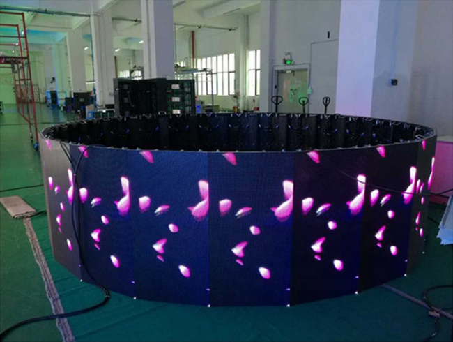 1000*500mm привело изогнутую предпосылку этапа экрана приведенного цвета P3.91 экрана полную крытую