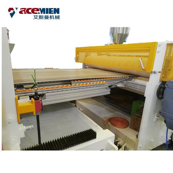 Cutting SPC Flooring Machine PVC Vinyl Floor Tile Total Power 300 Kw Automatic