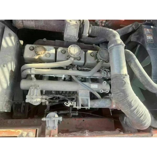 Подержанный экскаватор Doosan DX300LC, из Китая.