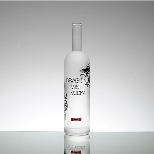 Customized Crystal Glass Juice Bottle from Italy with Cork Sealing Type