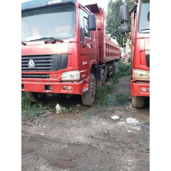 8X4 LHD RHD Used Dump Trucks / 12 Wheel Dump Truck 2015 Year Production For Mining