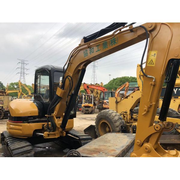 305 Caterpillar Japan Mini Excavator Original from Hydraulic Valve Manufacturing Plant