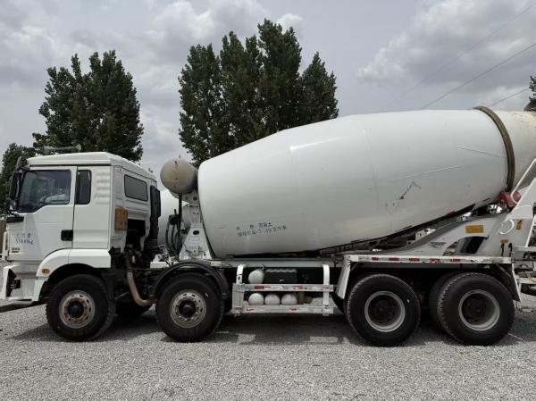 2020 Chinese High Capacity Mixer Truck 16 Cubic Meters With SHACMAN Chassis