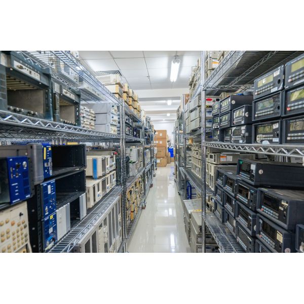 LeCroy WaveRunner 104MXi-A 1 GHz 10 GS/s 4 Ch Mixed Signal Oscilloscope with Advanced Debug Tools