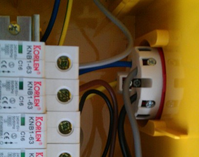 Rainproof Polyethylene Portable Distribution Box Customized Design Available