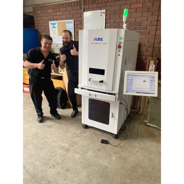 20W/30W/50W Full Enclosed Cover Fiber Laser Marking Machine for Metal /Stainless Steel/Copper/Brass