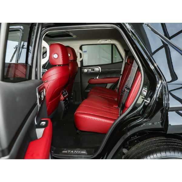 New 2025 Tank 400 SUV with 2.0T Engine Euro VI Emission and Panoramic Sunroof 4WD Vehicle