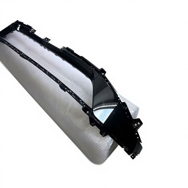 For Xiaopeng G9 Front Bumper Middle Trim Panel, Black High Gloss Paint Surface  OEM7105171EA1