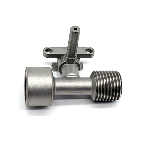 Pièces de purificateurs d'eau produites à l'usine de fabrication à l'aide de MIM de moulage par injection métallique