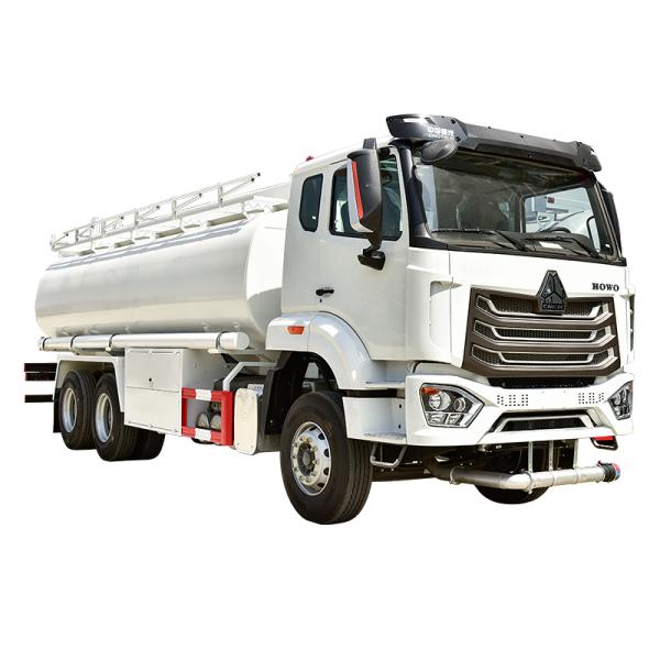 6x2 Driving Wheel Howo 6x4 10 Tyre Oil Tanker Truck for Heavy Duty Oil Transportation