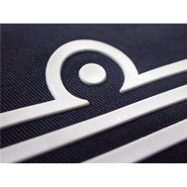 Durable White Silicone Heat Transfer Labels For Sportswear Brand