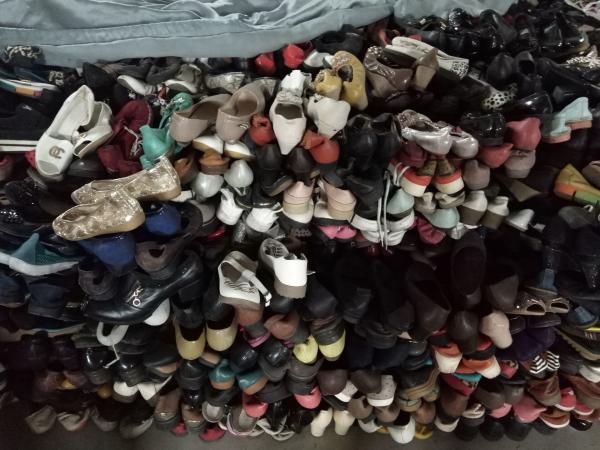 All kind of used shoes cream quality for your choose,used shoes used clothing used bags